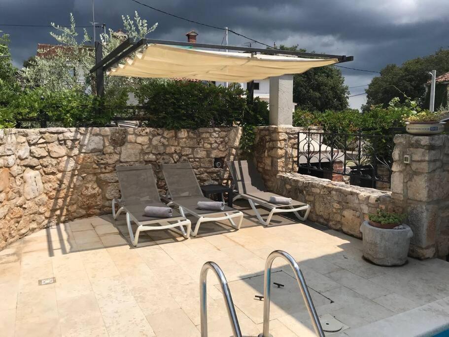 Prices Luxury Nini With Fireplace, Private Pool, Bikes, Barbecue And Much *