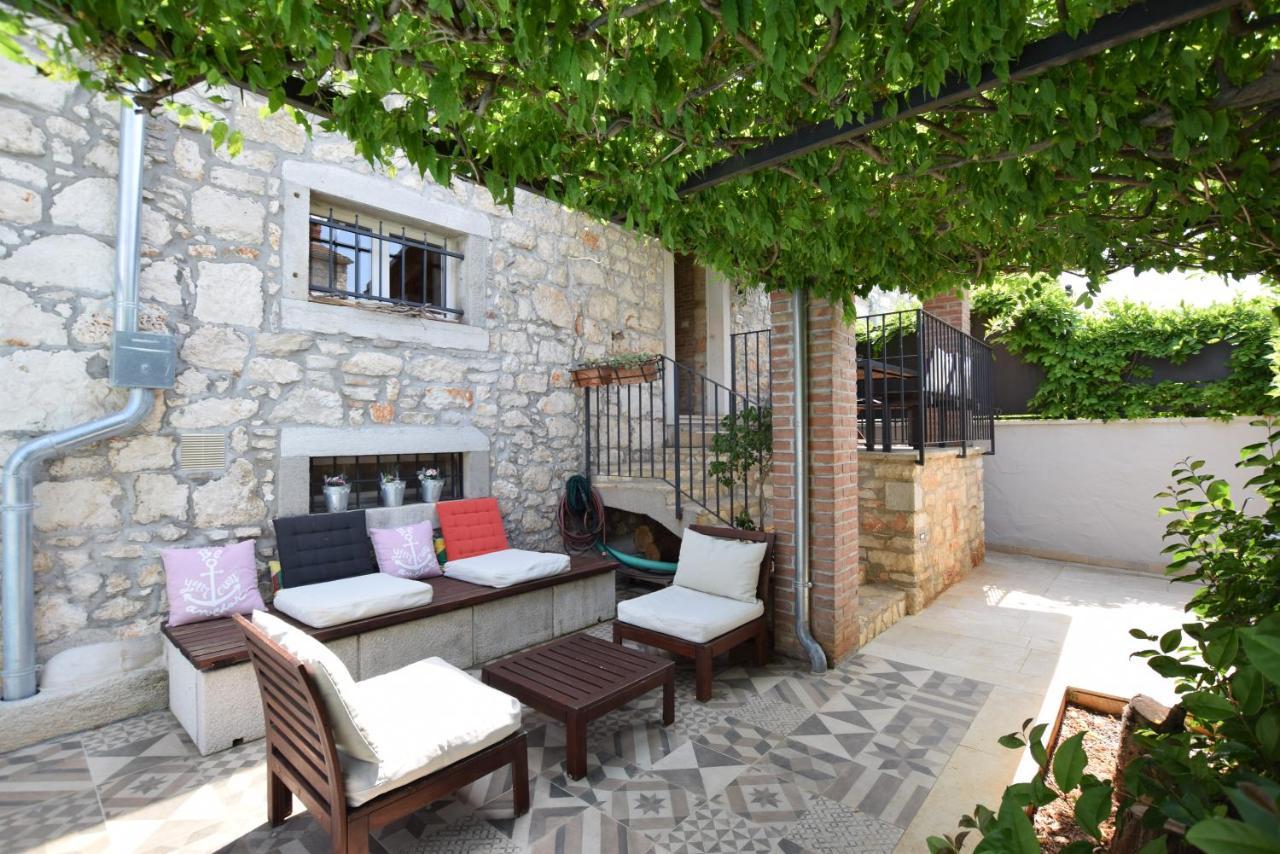 Saison Openning Prices Luxury Nini With Fireplace, Private Pool, Bikes, Barbecue And Much * Porec